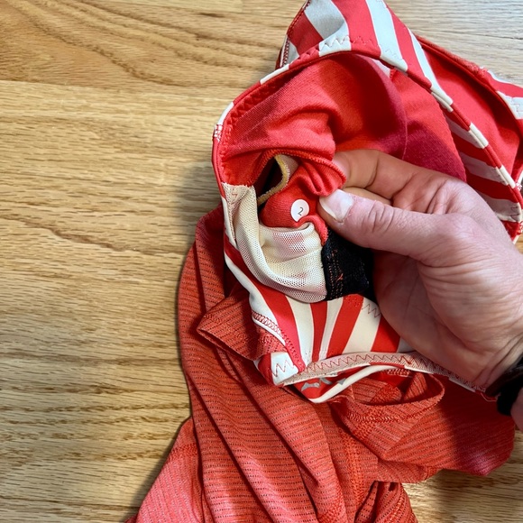 Lululemon Seawheeze RARE Run For Your Life Tank- Size 2 - Picture 6 of 8